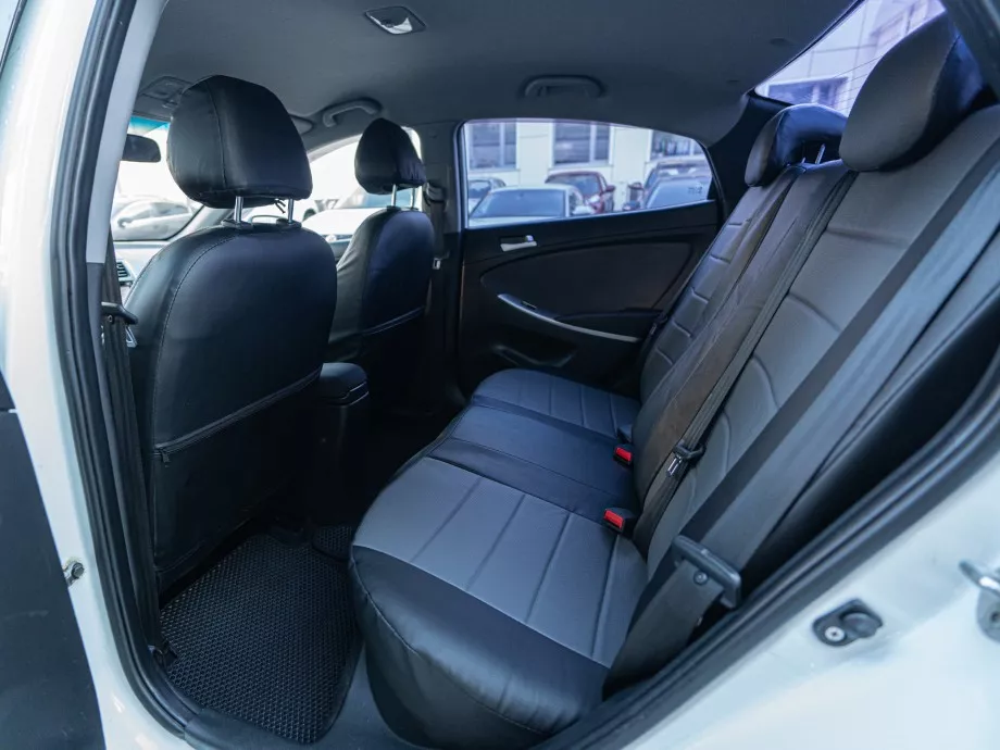 Hyundai Solaris 2011