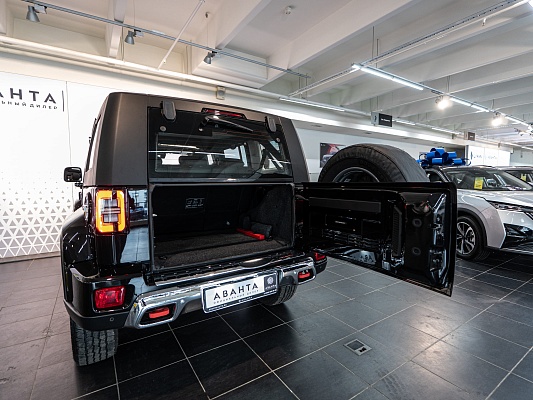 BAIC BJ40 Flagship 2.0 AT Black