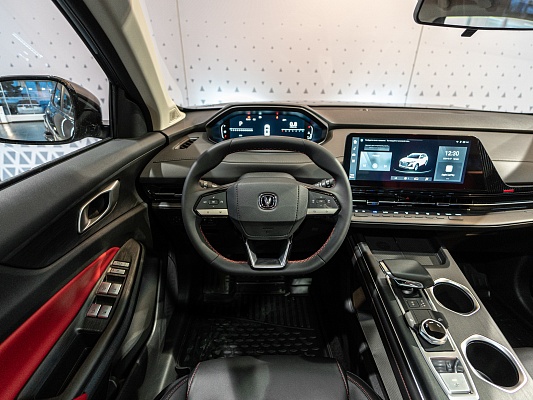Changan UNI-S Tech 1.5 AMT Grey 1